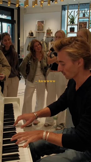 Their reactions were all so wholesome 🥺 #piano #reaction #publicpiano #jetelaisseraidesmots | Pianofrenchy