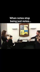 ✨🎻 Jean Sibelius – Violin Concerto in D minor, Op. 47 Maxim Vengerov - Masterclass • Vengerov interrupts and asks: “More passion.” It’s not a vague request — it’s a precise diagnosis. Sibelius didn’t write this concerto to be played with caution. He wrote it to be risked. The difference between playing correctly and playing truthfully lies in the weight you dare to place on the bow, in the vibrato you allow to overflow. • This concerto was born from a wound. Sibelius wanted to be a soloist, fai