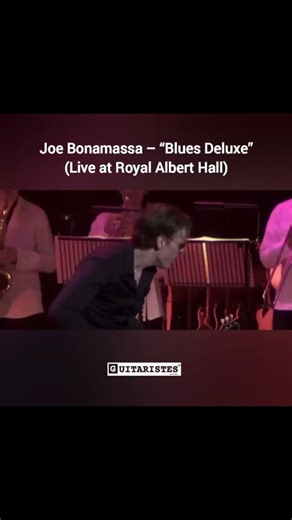 Joe Bonamassa - "Blues Deluxe" / Live at Royal Albert Hall 🎸👑 . . #joebonamassa #guitar #guitarist #guitarplayer #guitarriff #guitarchords #guitarsolo #guitarhero #guitarlegend #concert #royalalberthall #gibson #gibsonguitars #gibsonlespaul #lespaul #bluesdeluxe | guitaristes.officiel