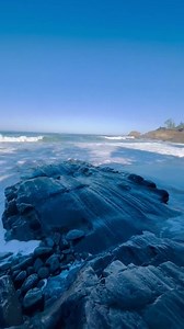 74K views · 1.9K reactions | King Tide rolling into Coos Bay! Cape Arago Lighthouse (in the distance) 11/26/23 - - - Video Courtesy: Charlie Hauser | Oregon's Bay Area | Facebook