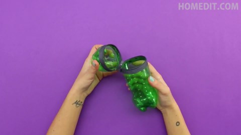 Transform a Plastic Bottle into a Zipper Pencil Case