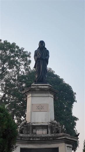 “Mind-blowing.” That was the aim to turn an ordinary Sunday morning into. Select Audi customers from Kolkata gathered to hit a curated Autocross Challenge. Not only bringing out their A game, but pushing the limits of performance and quattro at the same time. Fast straight, tight corners, this one had it all. #JourneysWithAudi #AudiIndia #Kolkata #quattro #AutocrossChallenge | Audi India