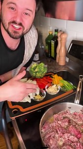 Filet Mignon Stir Fry . Leftover filet trimmings from butchering out a whole beef tenderloin. Time to throw together a quick stir fry. . . . 📸: @thekitchenwhitelaw . . . #TheKitchenWhitelaw #filet #steak #stirfry #steakstirfry #filetmignon #stirfryveggies #teriyaki #steakteriyaki #veggies | The Kitchen Whitelaw