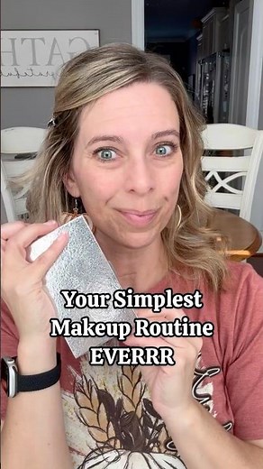 My entire makeup routine now takes 4 steps and lives in 1 compact palette. #simplemakeup #melasma