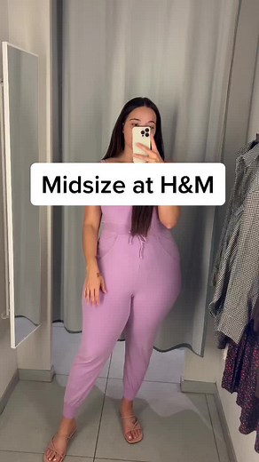 Dressing room try on hauls are becoming my favorite ✨ #midsizefashion #midsizestyle #h&m #hmtryonhaul #midsizeoutfits #outfitinspo #falltransition #falltransitionoutfit