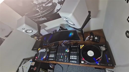 Camisra - Let me show you