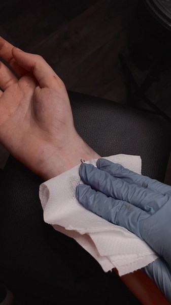 Vectory Tattoo a TikTokon