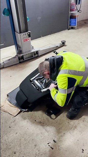 Airbag Fehlercode 01217 Zünder Seitenairbag #reparatur #volkswagen #airbag #vw
