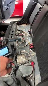 How to remove fuel pump in VE Holden Commodore