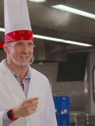 Inside Asia’s Airplane Food Factory!! (100,000 meals a day) #besteverfoodreviewshow #foodie #challenge #streetfood #seafood