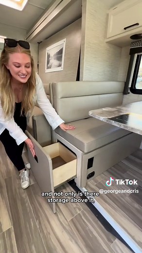 Discover the Thor Axis 24.4 Class A RV Tour