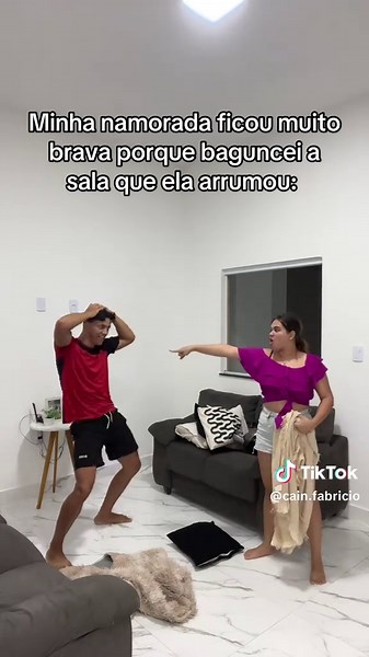 Essa dança é uma bomba 😂😂😂😂 #comedia #namorados #casal #dance #foryoupage