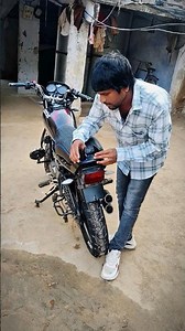 "Helmet Mohawk Black Sticker 😍 Splendor Look | Viral Bike Mod #shorts" #modified #explorepage #vinod