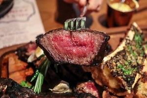 Boeuf, Telok Ayer: "One of the best spots in town for excellent beef in all its glory"