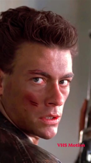 🎬 VHS Motion: Киборг (1989)