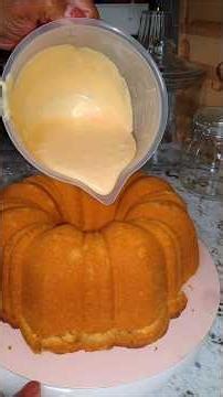 PEACHES AND DREAMS SOUR CREAM POUND CAKE #youtubeshorts