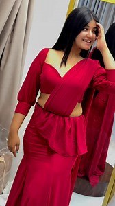 717K views · 13K reactions | Simple modern kandyen by Era Nethmi Roshel Rogers Contact us -077 70 300 91#bridesbyera #sareedraping #sareedress #srilankanwedding #colombo #srilanka #srilankan_brides #wedding #designer_wear #designer_dress #bridesmaids #indianbride #lehenga #bridaldress #kandyan #six_yard indian_saree #bridal #bride #bridalgown #beautifulbride #partydress #saree #momanddaughter | Era | Facebook