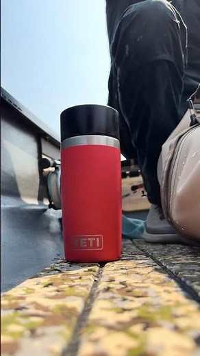 With the leakproof Rambler® Travel Bottle every drop stays put so you don’t have to.