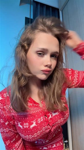 Should I keep doing videos like this? 👀 #youtubeshorts