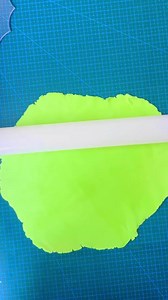 4.7K views · 46 reactions | How to create a spider web cake with @chikzpatisserie and The Cake Decorating Co. ️️ Bintcy used our Invert Scollop Ganache Plate to create the shape. Shop now ️ https://bit.ly/45nkK9K | The Cake Decorating Company | Facebook