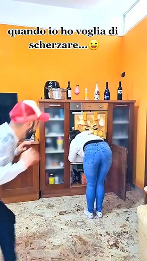 1.8M views · 20K reactions | venuto,ma tranquilli ora sto benone藍 #funnyvideo #botte #mazzateagogo #moglieemarito #viral #virahappy family #family #love #friends #happy #instagood #life #photography #baby #familytime #fun #photooftheday #like #instagram #kids #follow #cute #beautiful #smile #nature #travel #picoftheday #fashion #summer #happiness | Alessiobellosguardo | Facebook