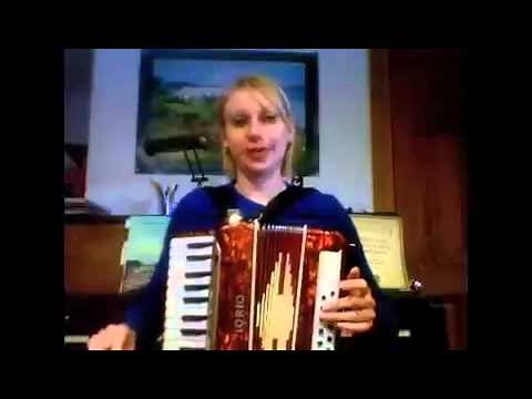 How to Play Minors on a 12-Bass Accordion