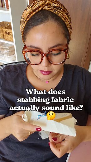 Little Embroidery ASMR ✨️ the best is when you're in a good stitching flow - super focused, and it's just a vibe 瑱 I'm prioritizing two special orders this week 懶 so exciting  #embroideryprocess #embroideredwithlove #fiberartistsofinstagram #handmadewithlove #embrachahoops #embroiderylove #embroideryart #modernembroidery #smallbusiness | Embracha | Facebook