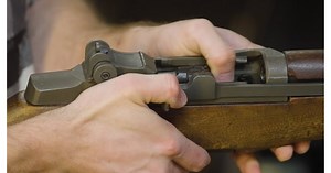 Explaining the infamous 'Garand thumb' and how to avoid it (VIDEOS)