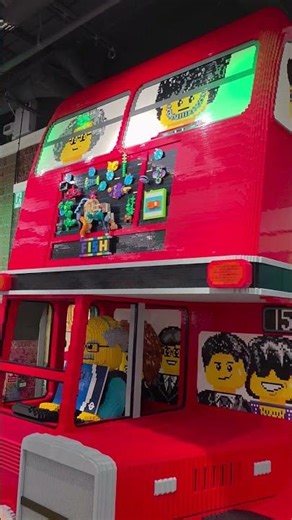 The LEGO tropical fish tank is here!