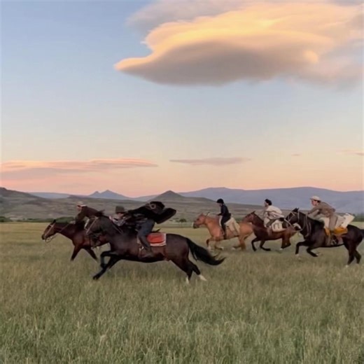 Take it and run #timelessdesign | timeless