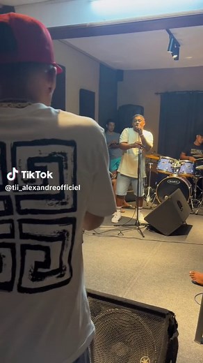 Tii Alexandre on TikTok