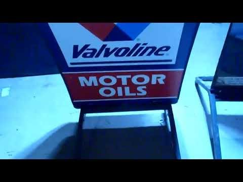 2 KOOL SIGNS ONE VALVOLINE SIGN