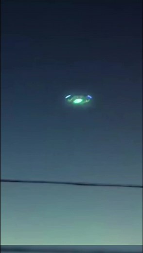 UFOs 🛸 Rare Clips #alien #ufo #reels #military #ufoキャッチャー #disclaimer #scary #alienworldufo #aliens #information #us