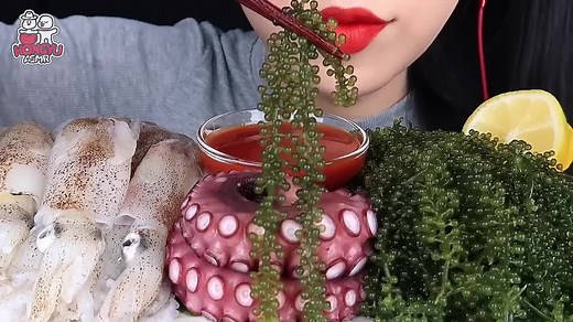 Baby Squid Mukbang with Hongyu ASMR | Eating Show