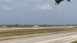 OMG Scary Landing on Rhodes airport this afternoon! Wind gusts in island today up to 90 km/h SSE Video credit: Peter Kempson | Cyclone Of Rhodes