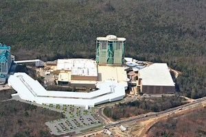 Foxwoods To Build Luxury Outlet Mall