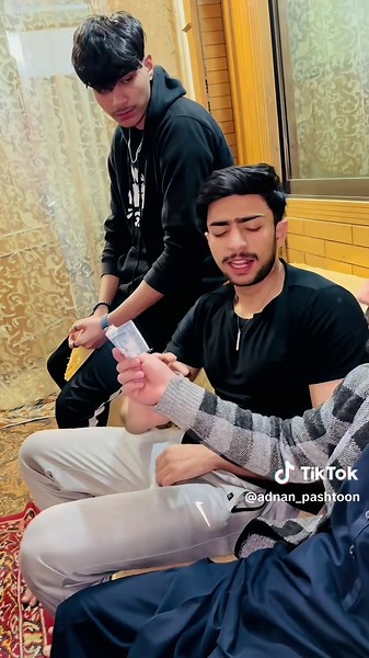 Za Ye Ghalat Kram: Pashto Comedy Moments