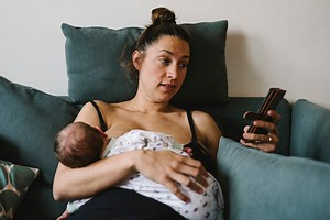 Mums realise they can set their phones to wake them up when their baby cries