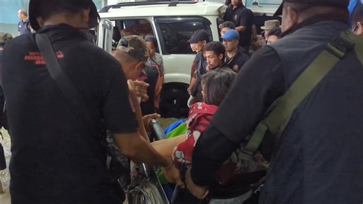 JNIMS PATIENT RESCUE UNDERWAY || Arambai Tenngol na Chaona mateng pangkhare!💥 SDRF team, Manipur Fire Services, Arambai Tenggol gi echil Enao sing na JNIMS Hospital da leiriba Anaba sing safagadaba mafam sing da puthorakhre! @topfans | Dhiraj Luwang Vlogs