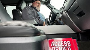 Biofuel groups envision ethanol-powered jets. But fueling the effort has not been easy