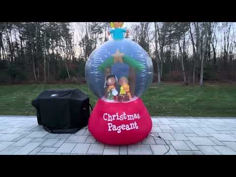 Gemmy 2014 9.5Ft Christmas Airblown Inflatable Peanuts Pageant Globe Review