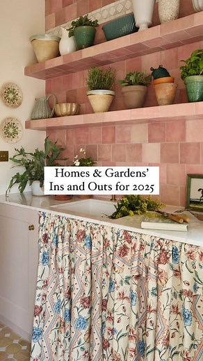 We’re always looking forward to a new year, with time to keep perfecting our dream home and work on our garden, so we asked the team for some of their 2025 ins and outs. But what will always be in to us is personal style and creating a space that’s just right for you. . #homesandgardens #2025trends #inandout | Homes & Gardens Magazine