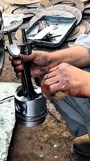3.7K views · 12 reactions | Amazing Skills for Six Cylinder Engine Piston Fitting #reels #mechanic #mechanical #work #cylinder | Helping Garage 2.0 | Facebook