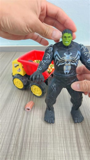 Venom search his lost head #candyfruit #shortvideo