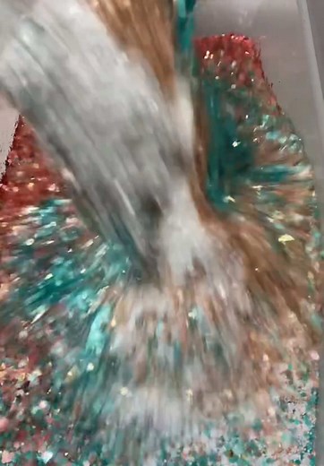 Creative Epoxy Craft Ideas for Glitter Tumblers