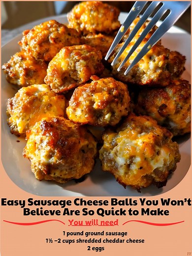 Sausage 😸 Cheese Balls Easy 🧀🍖 Bite-sized sausage and cheddar balls: a crowd-pleasing snack or breakfast treat for any occasion! Ingredients: 1 pound ground sausage ..... Full Recipe in Coʍmеոτ 💬 🚞 | Family Meal Recipes