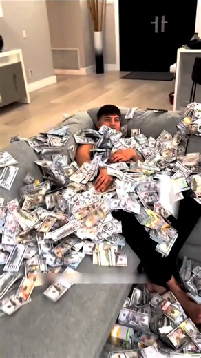 There Is So Much Money That There Is No Place To Keep It 😱 #shorts #money