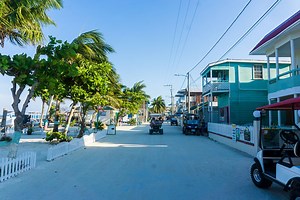 The Ultimate Travel And Diving Guide For Caye Caulker, Belize | Johnny Africa