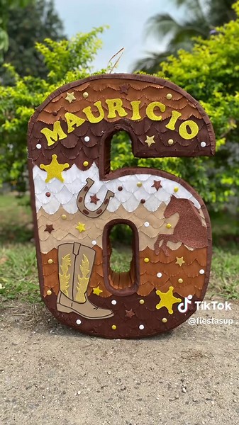 Piñata Temática Vaquera: Crea Diversión en tu Fiesta