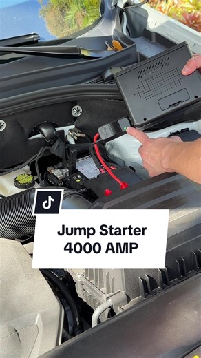 Uso del Jump Starter para cargar tu carro